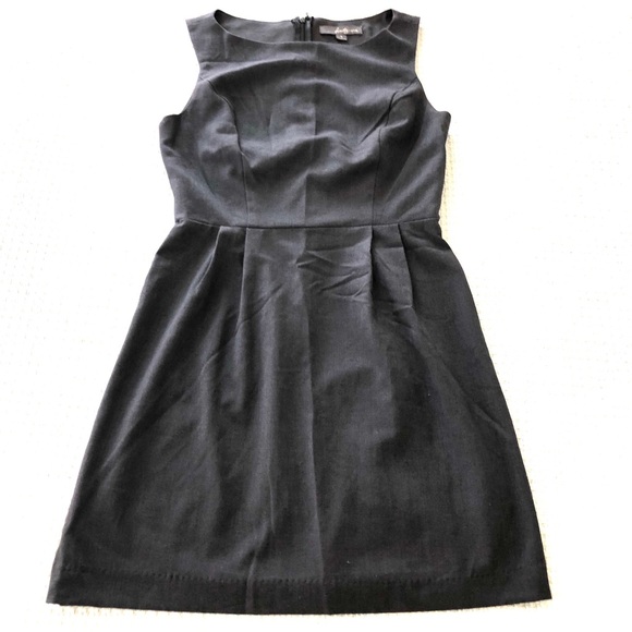 Forever 21 Dresses & Skirts - Grey polyester rayon office dress